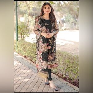 Elegant Black Floral Embroidered Dress